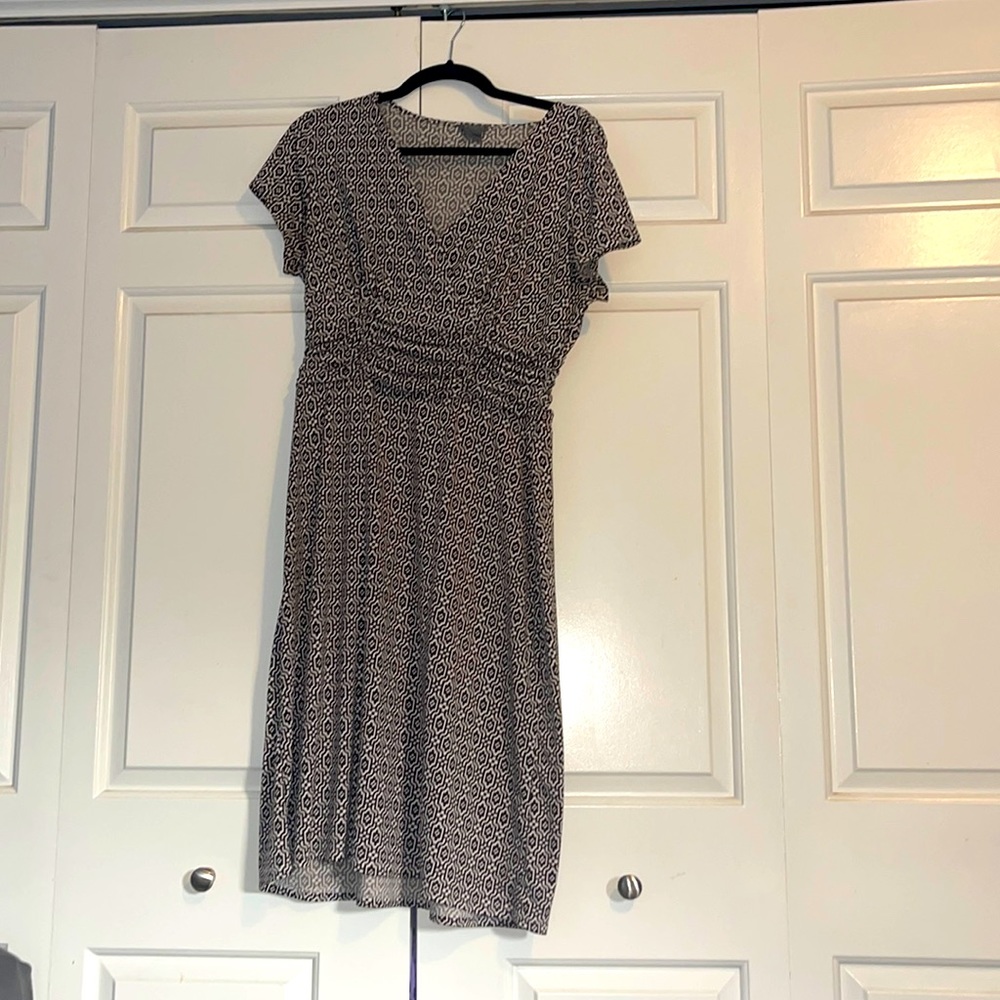 Ann Taylor Petites Size 10 brown and white dress